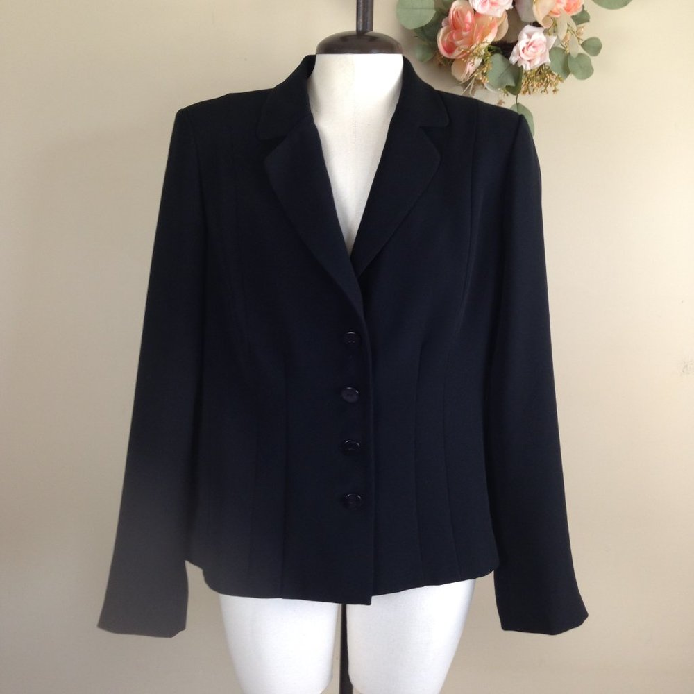 Chico’s Platinum Black Blazer
